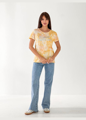 Женская футболка с разводами оранжевого цвета 33230 Fashion - (333300792)