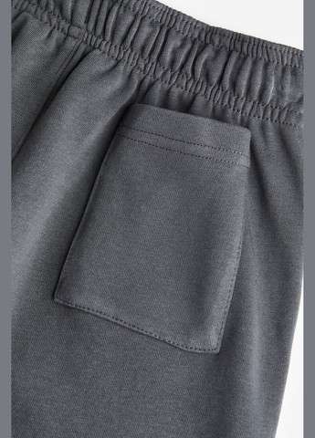 Темно-серый летний комплект (футболка, шорты) H&M