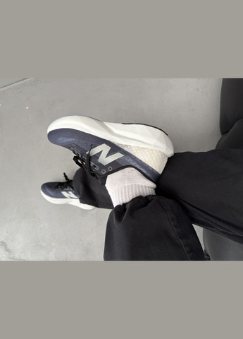 Синій Осінні кросівки чоловічі new balance fuelcell rebel v4 graphite grey white | нью беланс фьюлцел ребел сині No Brand