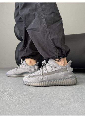 Серые демисезонные кроссовки мужские adidas yeezy 350 grey адидас изи буст No Brand
