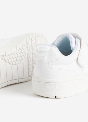 Белые демисезонные детские кроссовки для мальчика 24 белый (26062101) H&M