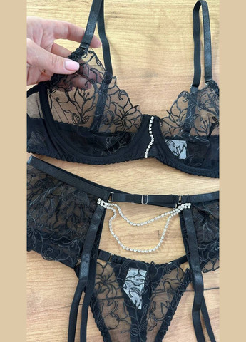 Черный комплект белья особенный Onita de Mas