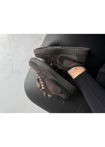 Коричневі літні кросівки nike air jordan 1 low x travis scott velvet brown найк аір джордан коричневі No Brand