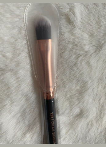 Кисть для кремовых теней 233 Cream Shader brush Zoeva (293153810)