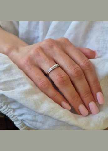 Серебряное кольцо широкая Дорожка с белыми камнями 16.5 размер серебро 925 пробы Родированное 1460к 0.82г No Brand (329900855)