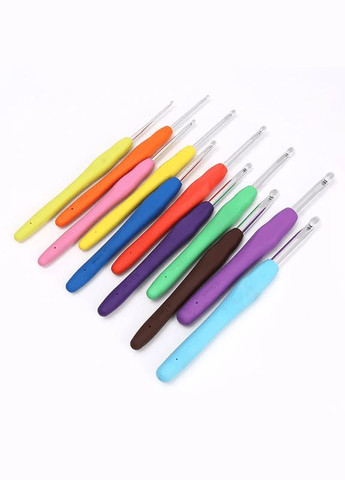 Набор крючков для вязания с прорезиненной ручкой, комплект из 11 штук, размер 2.0/7.0 мм. Крючков (344573373)