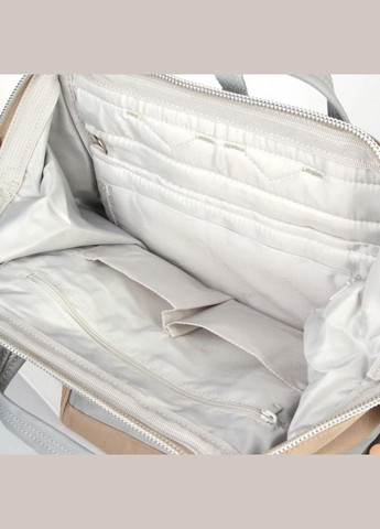 Рюкзак жіночий водостійкий текстиль 17л на 1 відділення розмір 28×40×17 см 1881-22 USB хакі Himawari (314808830)