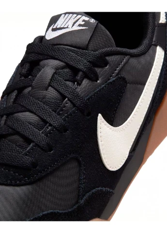 Черные кеды Nike W NIKE TERRA MANTA SUEDE