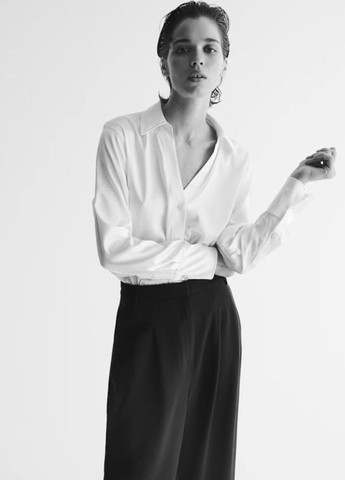 Молочна блуза молочна H&M