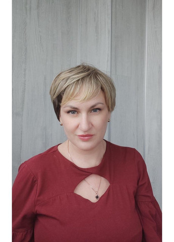 Перука з мелируванням коротка з чубчиком русява (LCI127-1) No Brand (355802278)