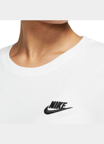 Черная летняя футболка Nike