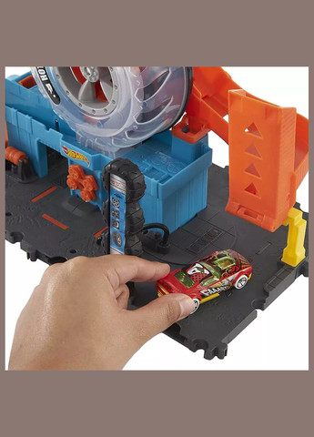 Ігровий набір Карколомні трюки в шиномонтажі (HDP02) Hot Wheels (330057708)