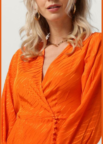 Оранжевое повседневный, кэжуал, вечернее платье женское с длинными рукавами на запах Selected Femme тигровый