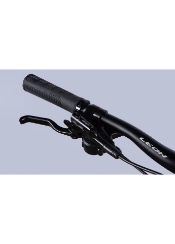 Велосипед XC LADY 80 HDD 27,5", розмір S, рама 16", 2025, білий із малиновим Leon (375324441)