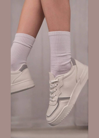 Кроссовки женские белые на шнуровке No Brand Демісезонні белые демисезоны (322784747)