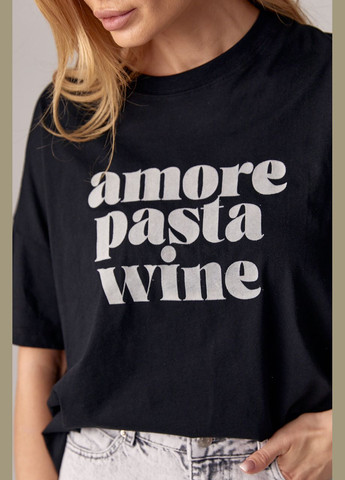 Черная летняя женская футболка oversize с надписью amore pasta wine Lurex