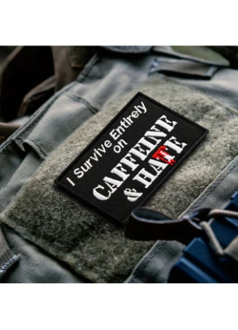 Набор шевронов 2 шт "Survive Entirely On Caffeine & Hate" 5×8 см (800030396) ТМ IDEIA (392483333)