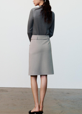 Светло-серая офисная однотонная юбка Zara