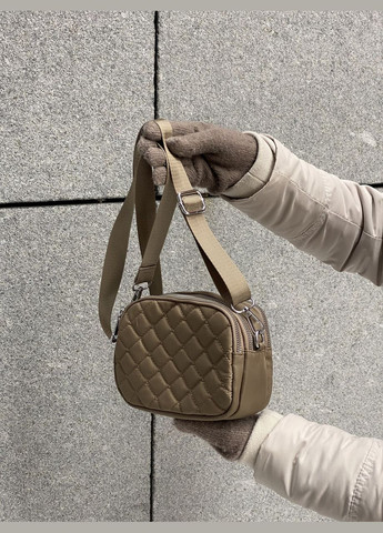 Жіноча класична сумка крос-боді на три відділи бежева No Brand (290038978)