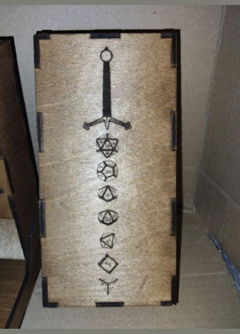 Башня для кубов коричневая DnD 4х17х9см No Brand (325449396)