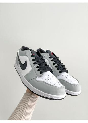Серые демисезонные кроссовки мужские nike air jordan retro 1 low grey white black v2 найк аир джордан No Brand