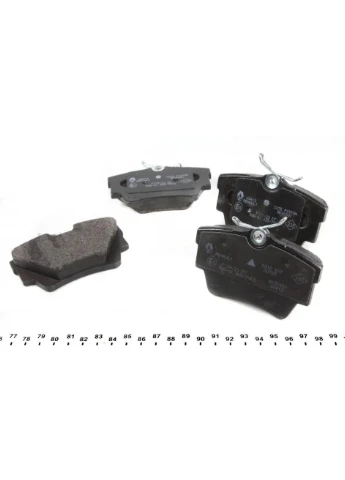 Колодки тормозные дисковые задние Trafic II, Vivaro A 2001- (7701054772) Renault (332212608)