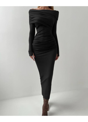 Черное вечернее женское платье макси с драпировкой и открытыми плечами с открытыми плечами MonCher