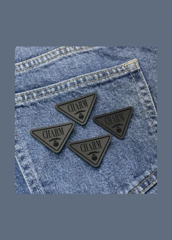 Нашивка "Charm" черного цвета (7034) No Brand (335811120)
