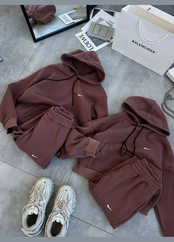 Спортивный повседневный костюм с худыми и джогерами Adelante (316448721)