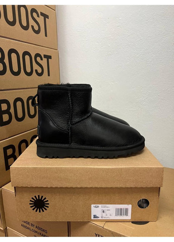 Уггі UGG Classic Mini Black Leather (Шкіра) No Brand (364860173)