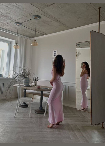 Рожева приталена рожева сукня на бретельках для дівчат з шикарною фігурою No Brand однотонна