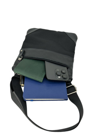 Мужская текстильная сумка с кожаными вставка через плечо, материал Оксфорд, чёрного цвета LQ 8010710 (278649360)