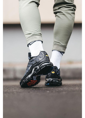 Белые демисезонные кроссовки мужские nike air max plus tn france найк аир макс тн плюс No Brand