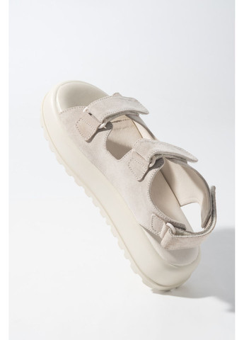 сандалии, цвет молочный Estro