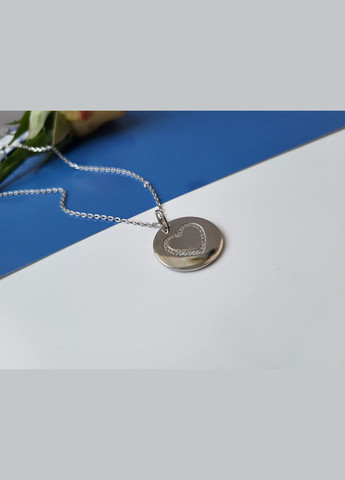 Серебряная подвеска круглый кулон Сердце в Камнях Серебро 925 пробы Родированное 38191р 3.00г No Brand (306741299)