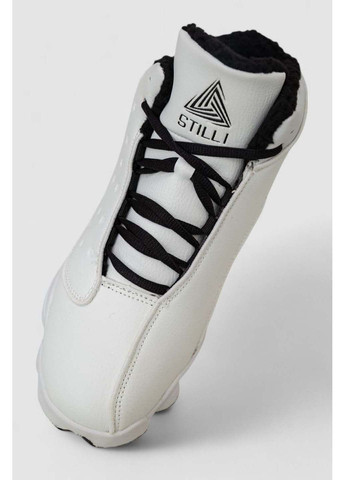 Черно-белые зимние кроссовки Stilli