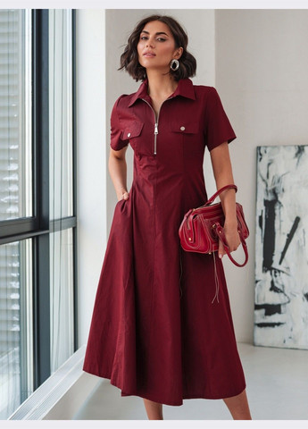 Бордовое кэжуал приталенное платье-миди бордового цвета Dressa однотонное