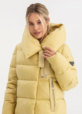 Жовта зимня куртка Clasna
