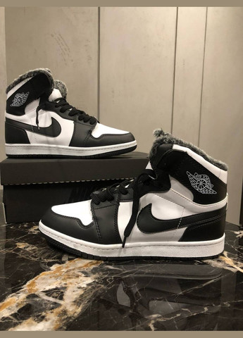 Чорно-білі Зимовий кросівки зимові чоловічі nike air jordan 1 winter black white fur | найк аір джордан 1 чорно-білі з хутром No Brand