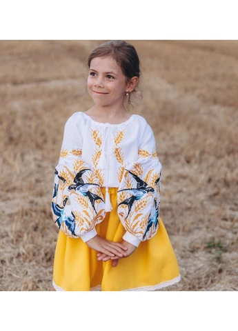 Біла вишиванка для дівчинки ластівки біла (396512168)