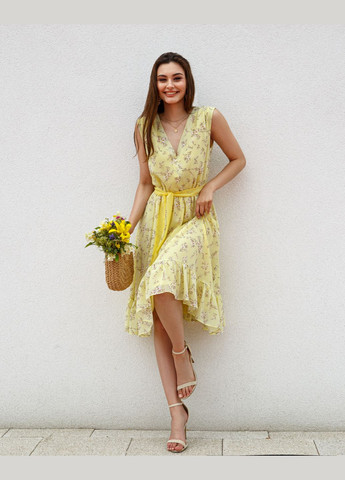 Желтое коктейльное платье из шифона жёлтое InRed с цветочным принтом