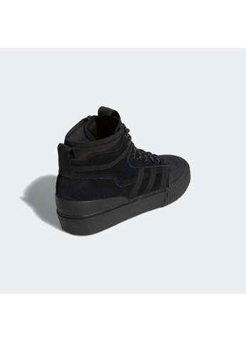 Черные осенние ботинки adidas