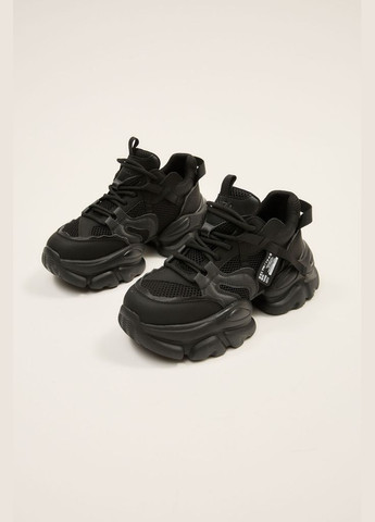 Чорні осінні кросівки 183440 Lonza
