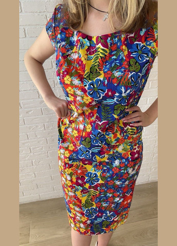 Синее повседневный, кэжуал синее льняное летнее женское платье-футляр миди с цветочным принтом платье-футболка, футляр No Brand с цветочным принтом