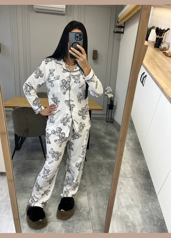 Біла піжама No Brand