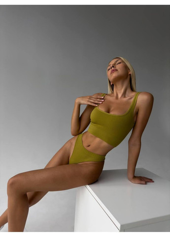 Зеленый демисезонный бесшовный комплект женского нижнего белья горчичный. комфортное женское белье без косточек горчичное. No Brand