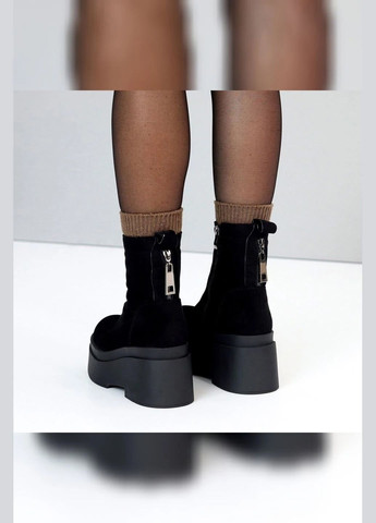 Зимние женские зимние черные ботинки сапоги из эко-замши на танкетке с мехом для зимы Viki с молнией из искусственной замши