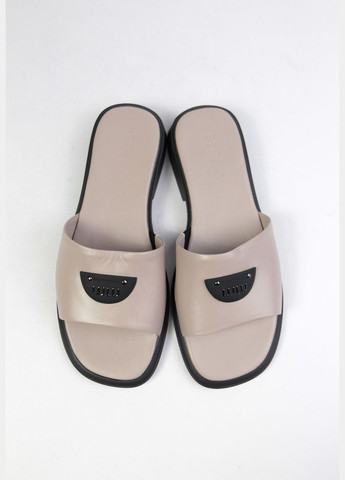 Коричневые шлепанци Benito