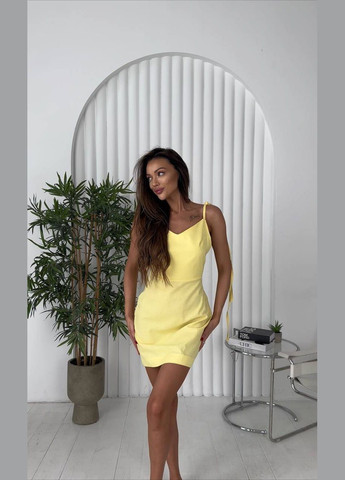 Желтое повседневный, коктейльное женское платье из льна на завязках с открытой спиной Avanti однотонное