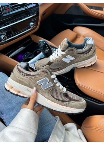 Бежеві Осінні кросівки чоловічі new balance 2002r olive suede нью беланс 2002r No Brand